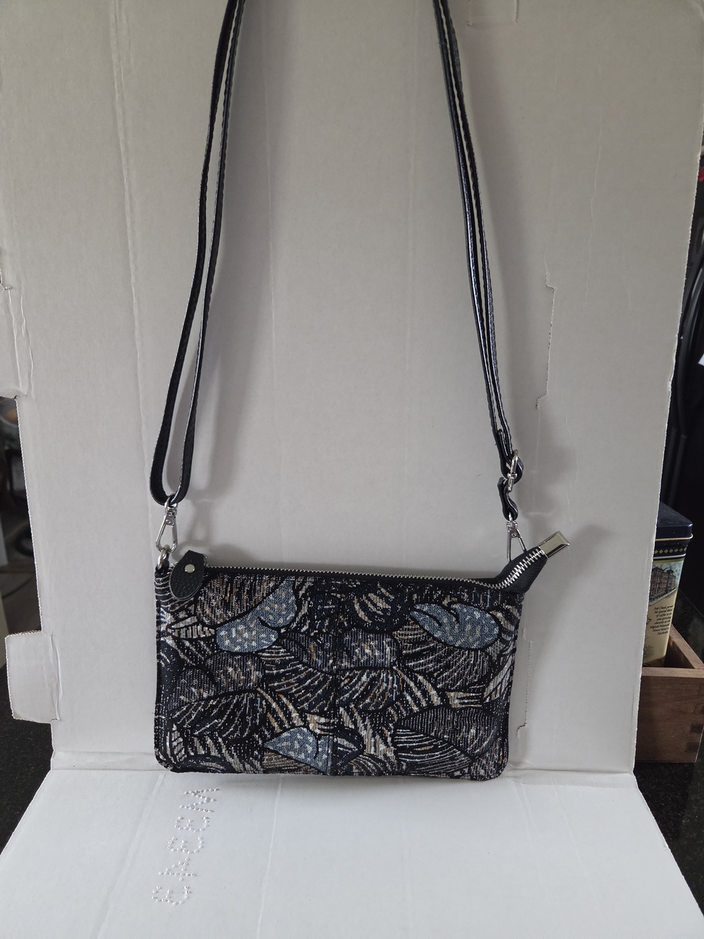BEFEN Black and Blue Leaf-Pattern Crossbody Bag